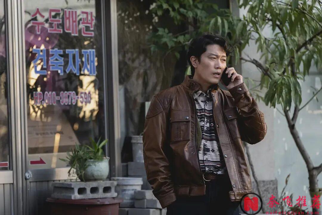 《無可奈何/選擇有罪/徵人啟弒》：當失業中產拿起屠刀，這部黑色喜劇笑完只剩冷汗