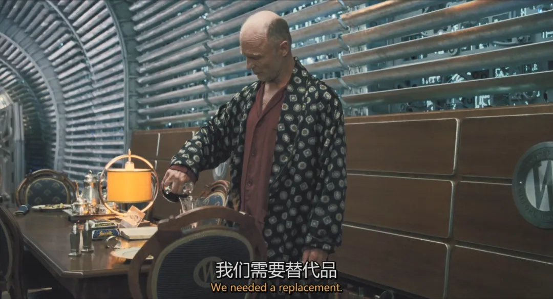 這部韓國偽科幻片突出了末日危機下的醜陋人性，底層人吃蟑螂，上層人吃牛排！