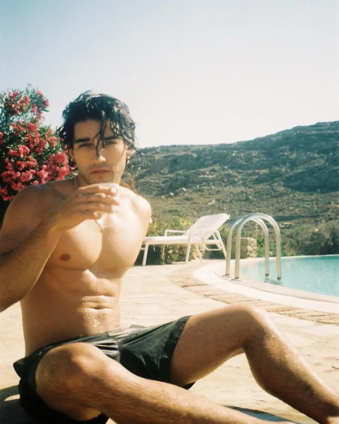 《心碎高中》火爆 Netflix，斯里兰卡裔校草成焦点