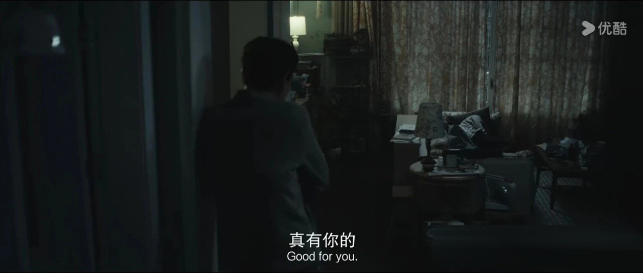 《消失的人》里镜头最少的女孩，才是幕后那个“导演”