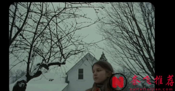 国外爆火的恐怖电影《长腿》，这部烂片能卖出上亿美元的票房，出品公司绝对是营销天才！