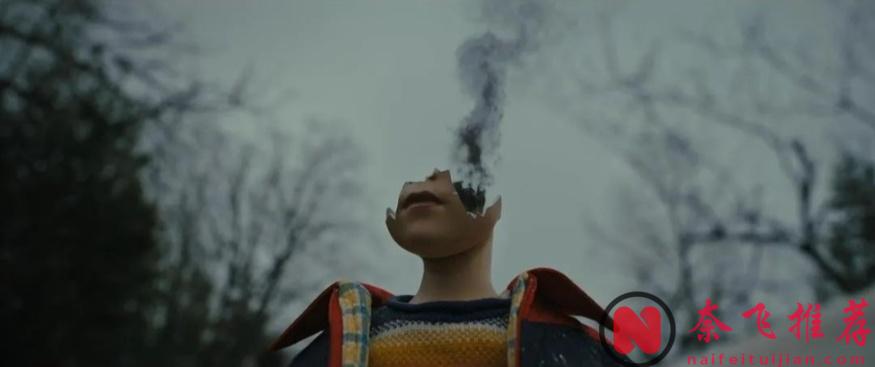 国外爆火的恐怖电影《长腿》，这部烂片能卖出上亿美元的票房，出品公司绝对是营销天才！