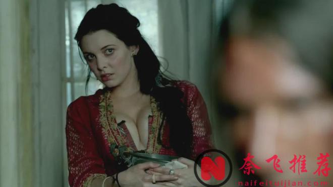 Starz出品的海盗题材史诗巨作《黑帆》，使男人荷尔蒙爆棚的冒险电影