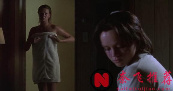 《瘋狂的麥克斯/瘋狂麥斯：憤怒道/末日先鋒》女主查理茲·塞隆拍過的大尺度R級電影