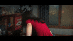 韩国拍的这部R级复仇片《姐姐/复仇血天使》，女主角手撕一众人渣的爽片，看着太过瘾了！