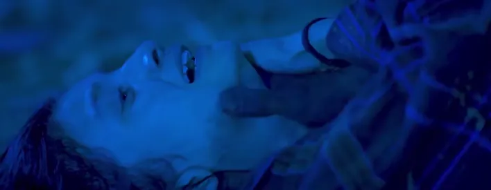 2025印尼最強恐怖片《猛鬼村》，抬棺惡鬼大開殺戒，女兒舔血成魔！