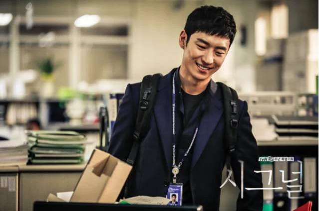 10大Netflix必看韓劇《TIME》選出《愛的迫降》＋《請回答》系列都要看！