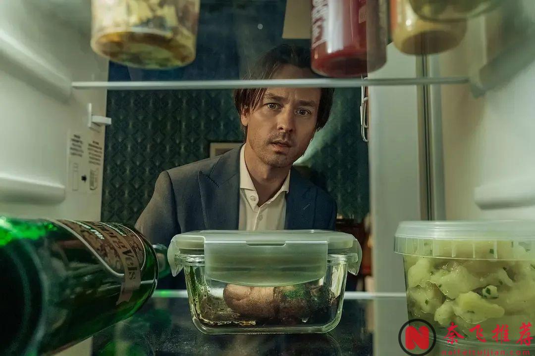 Netflix黑道律師題材又上新品《正念謀殺/正念殺機》，專為黑幫解決麻煩事的小律師的掙扎生活！