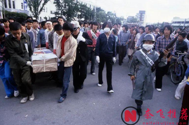 万字长文从多个角度深度解析韩国高分电影《12.12：首尔之春》