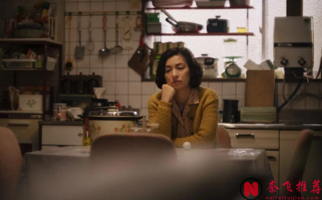 推薦一部陣容強大的最新Netflix翻拍日劇《宛如阿修羅》，森系女神一回歸就演大尺度，真的牛！