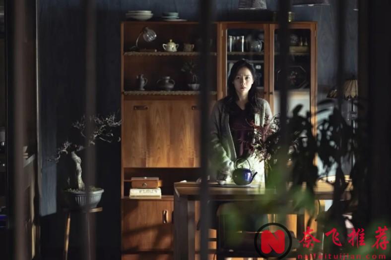 狂攬多項大獎！這部拍透中產困境的《無可奈何/選擇有罪/徵人啟弒》，又爽又癲又上頭