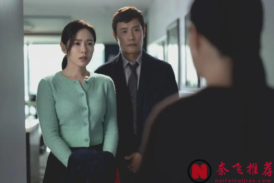 狂攬多項大獎！這部拍透中產困境的《無可奈何/選擇有罪/徵人啟弒》，又爽又癲又上頭