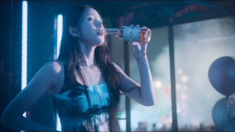 Netflix尺度血腥爽劇《寄生獸：灰色部隊》，高能上線一口氣追完！