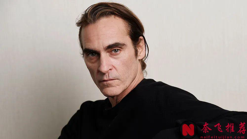 《小丑2：雙重妄想/小丑：雙重瘋狂/小丑：雙瘋》帶著十億美元的票房神話與萬衆期待，即將引爆你的感官！