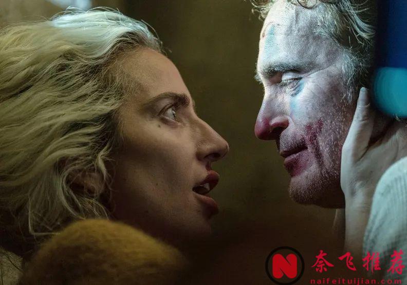 《小丑2：雙重妄想/小丑：雙重瘋狂/小丑：雙瘋》帶著十億美元的票房神話與萬衆期待，即將引爆你的感官！