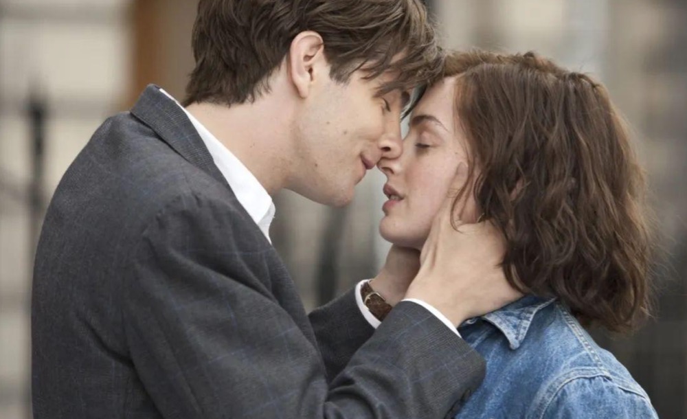 8部適合情侶一起看的高分電影，增加情趣，讓人臉紅心動！