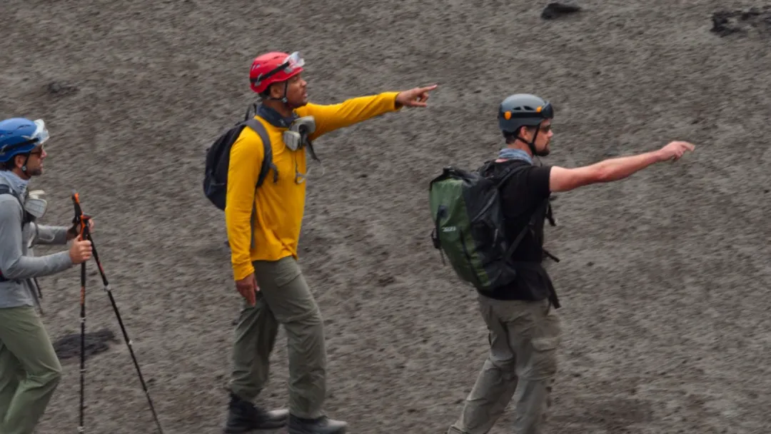 超震撼9.2分冒险纪录片《带你探索地球/探访超凡地球》！威尔史密斯：这是从未见过的世界...