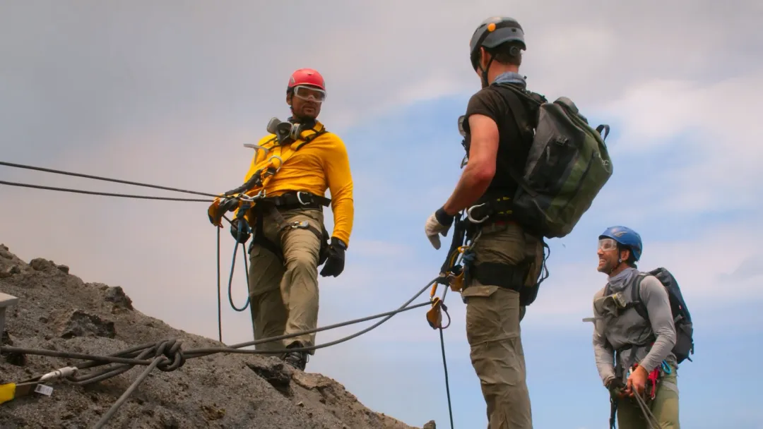 超震撼9.2分冒险纪录片《带你探索地球/探访超凡地球》！威尔史密斯：这是从未见过的世界...
