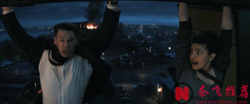 美国总统和英国首相流落东欧乡下，被村里的黄毛教训。爆米花准备好！终于又等来一部动作爽片《国家元首》！