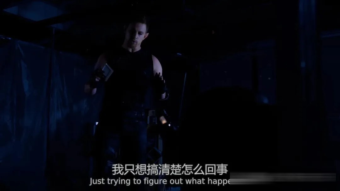 刷马桶的姑娘其实是宇宙女王?重看《木星上行/木昇战纪/朱比特崛起》这部“疯批科幻”