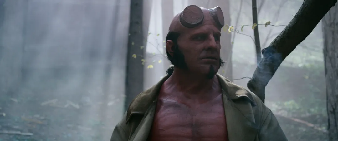 R級高能重啟之作《地獄男爵：歪曲人》！這爽片名場面太多！