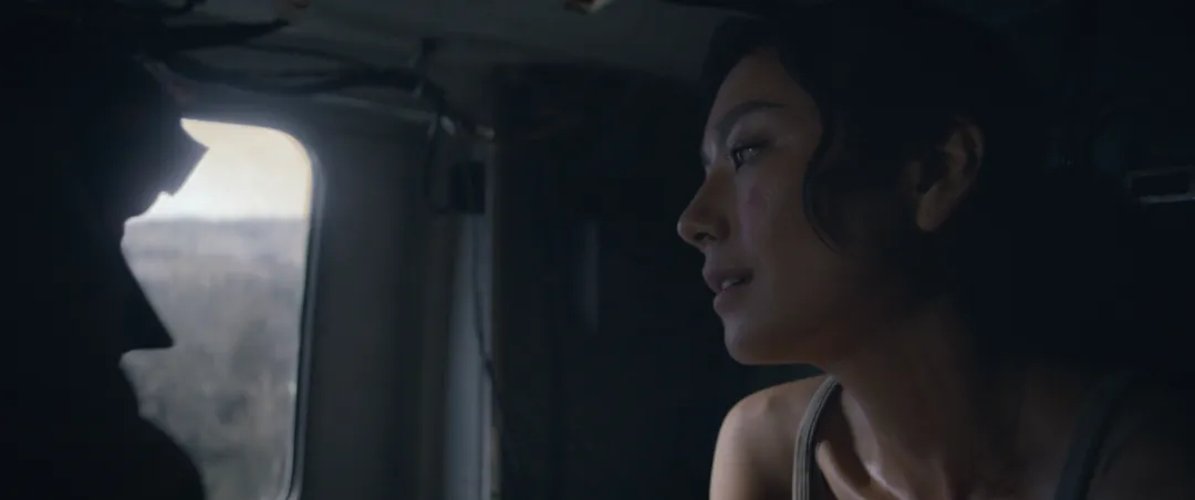 R級高能重啟之作《地獄男爵：歪曲人》！這爽片名場面太多！