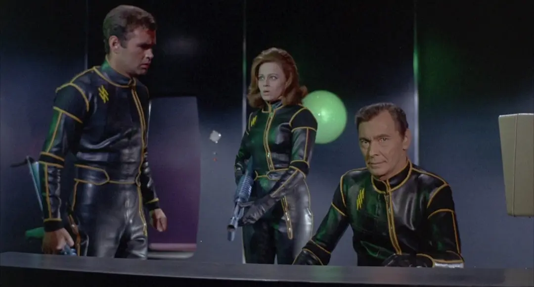 5部太空經典恐怖片，來自未知領域的恐懼，一部比一部高階！