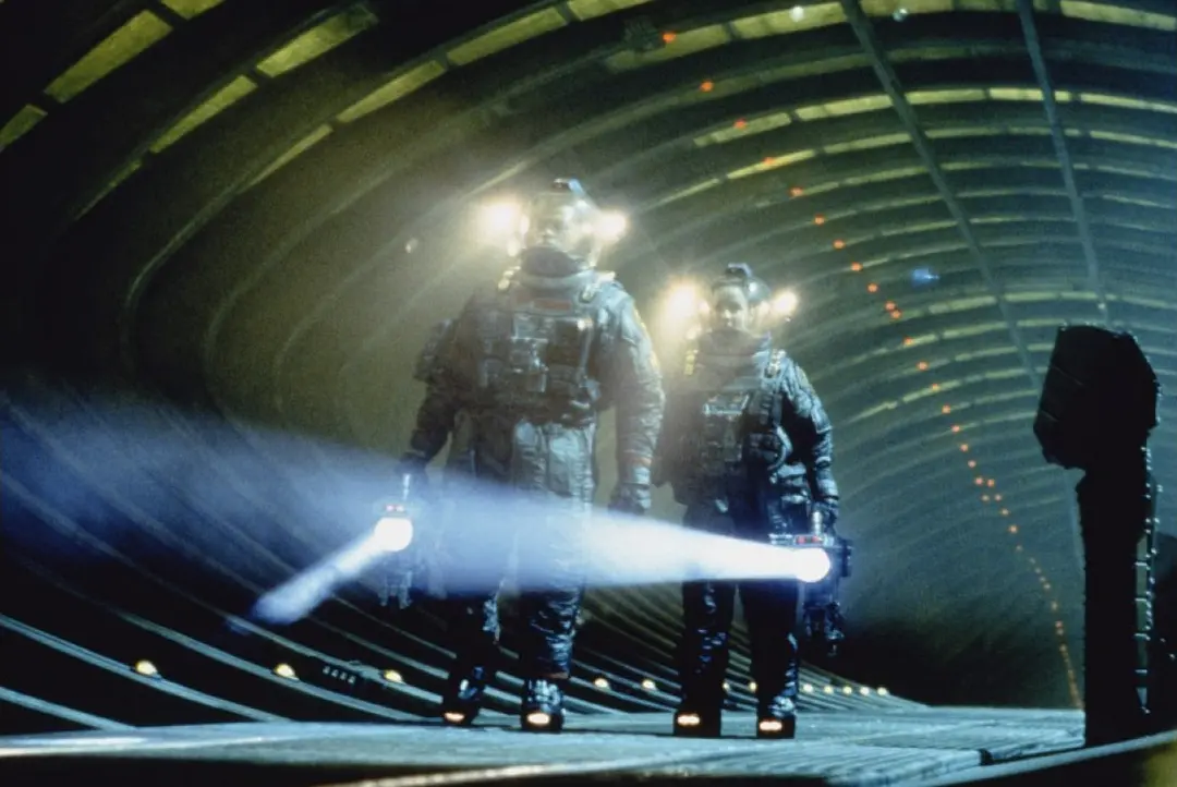 5部太空經典恐怖片，來自未知領域的恐懼，一部比一部高階！