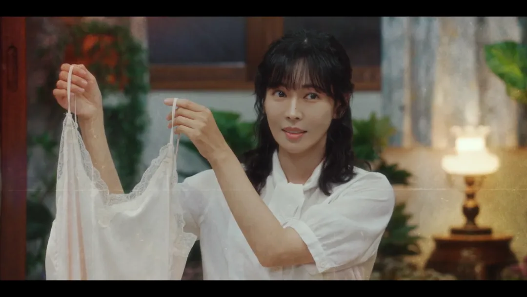 Netflix最新韩剧《贞淑的推销》上线，四个农村妇女，组团推销成年人用品的喜剧故事！