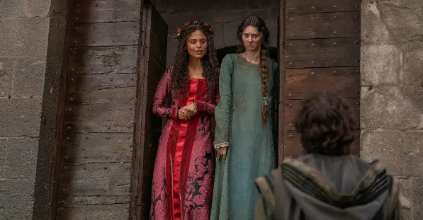 Netflix這部黑色新喜劇《‌翡冷翠十日談》‌自開播後便引發了熱議，口碑也是兩極分化！