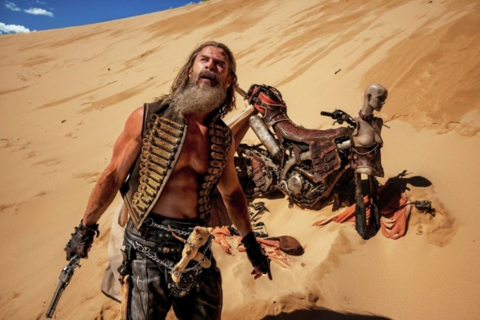 《疯狂的麦克斯》系列再开新篇章！《疯狂的麦克斯：狂暴女神》安雅·泰勒-乔伊、克里斯·海姆斯沃斯主演，描述芙莉欧莎的起源故事！