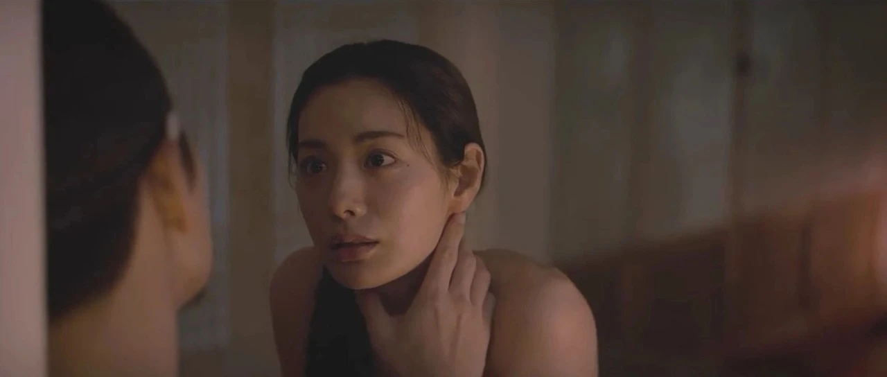 《挑情丑闻》八集一次性放出：孙艺珍的赌局，把