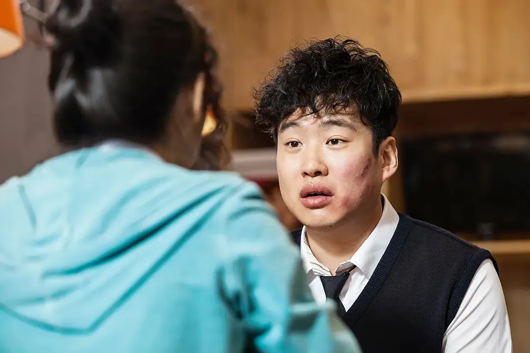 评论多并且分又高的10部笑到喷饭的韩国电影，狂刷N遍都不腻！