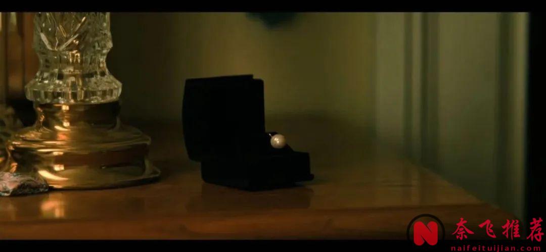 反轉再反轉！奧斯卡影后演技炸裂，這部電影《荷蘭鎮》全程高能！