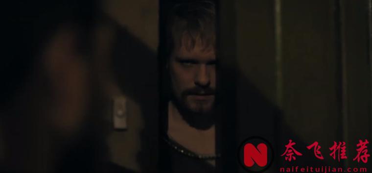 2025最新懸疑驚悚劇《恐怖鄰居/恐懼》，本想看看鄰居到底有多BT，卻發現真正令人害怕的卻另有其人？