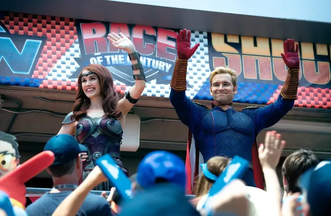 年度最爽剧集《黑袍纠察队 第四季》终于回归，剧情更加紧凑、尺度更大！