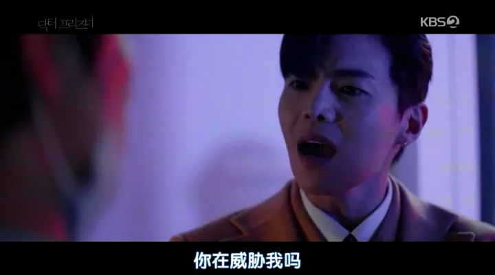 醫生費勁心思要進入監獄，韓國復仇爽劇《囚犯醫生/囚徒醫生》，看得過癮