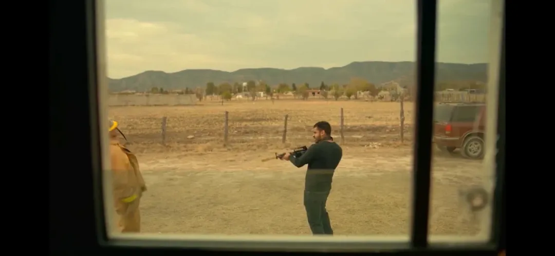 警察的一次误判，导致整个小镇遭屠杀。墨西哥剧《我们就是如此》绝对是一部被低估的佳作！