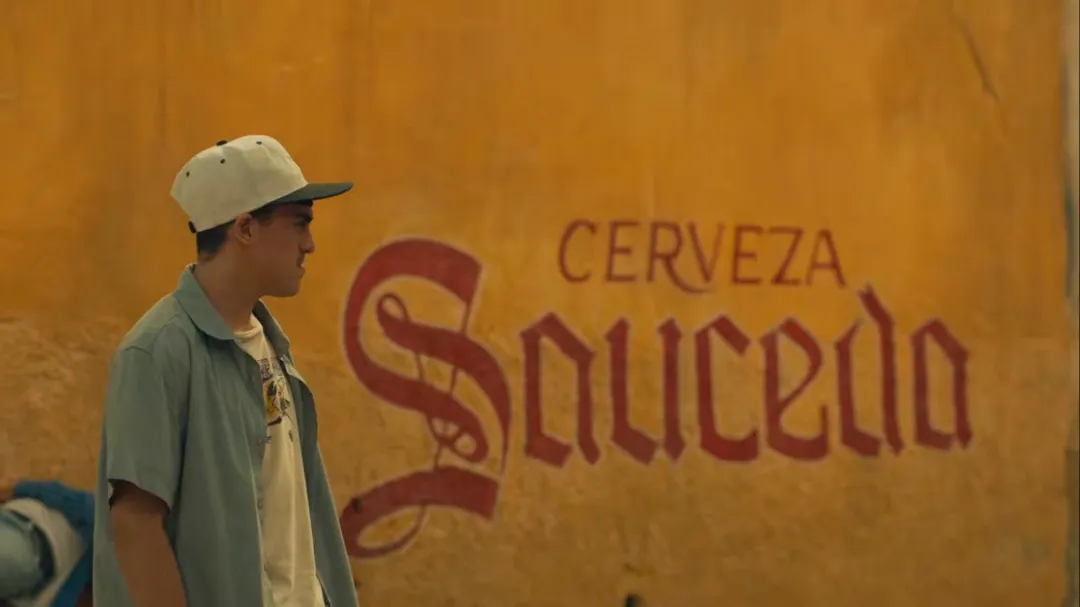 警察的一次误判，导致整个小镇遭屠杀。墨西哥剧《我们就是如此》绝对是一部被低估的佳作！