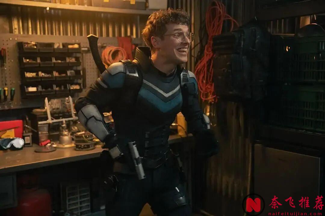 毫无下限，这部R级神剧《和平使者》第二季第一集就敢上尺度