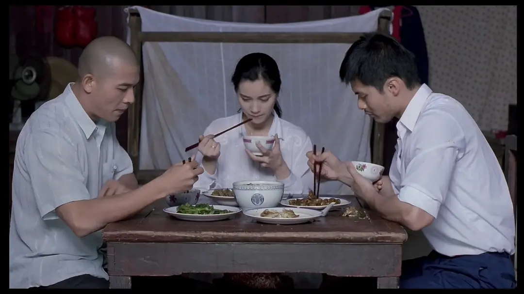 以前真敢拍，这么毁三观的港片​《灭门惨案2》，还没看完就留下来阴影