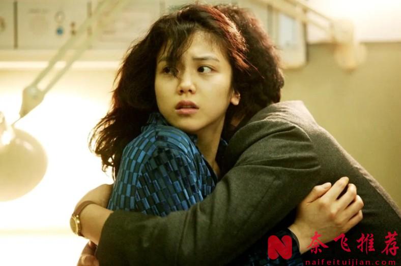 金玉彬彻底放飞！高分恐怖片《蝙蝠/饥渴诱罪/蝙蝠：血色情欲》：从清纯少女到疯魔人妻，和神父的禁忌纠缠太敢演