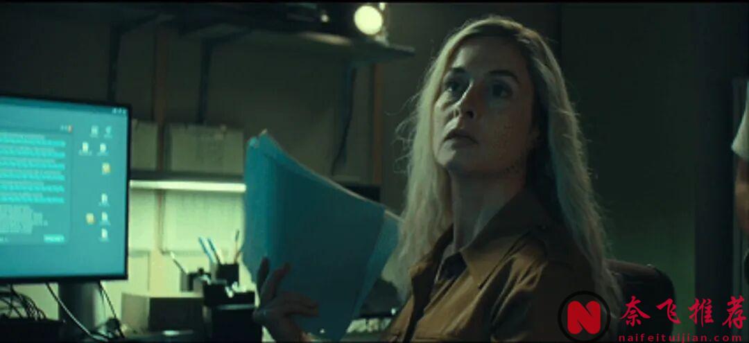 不愧是Netflix出品，這部新上線的德國間諜驚悚劇《密屋陌路》真的讓人大開眼界