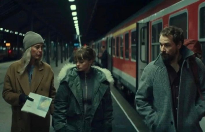 不愧是Netflix出品，這部新上線的德國間諜驚悚劇《密屋陌路》真的讓人大開眼界