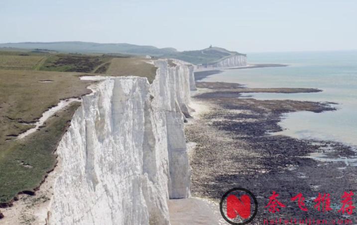 第一位挑战游过英吉利海峡的女性，大女主爽片《泳者之心/年轻女子与海》真燃！