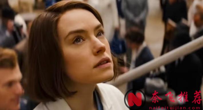 第一位挑战游过英吉利海峡的女性，大女主爽片《泳者之心/年轻女子与海》真燃！