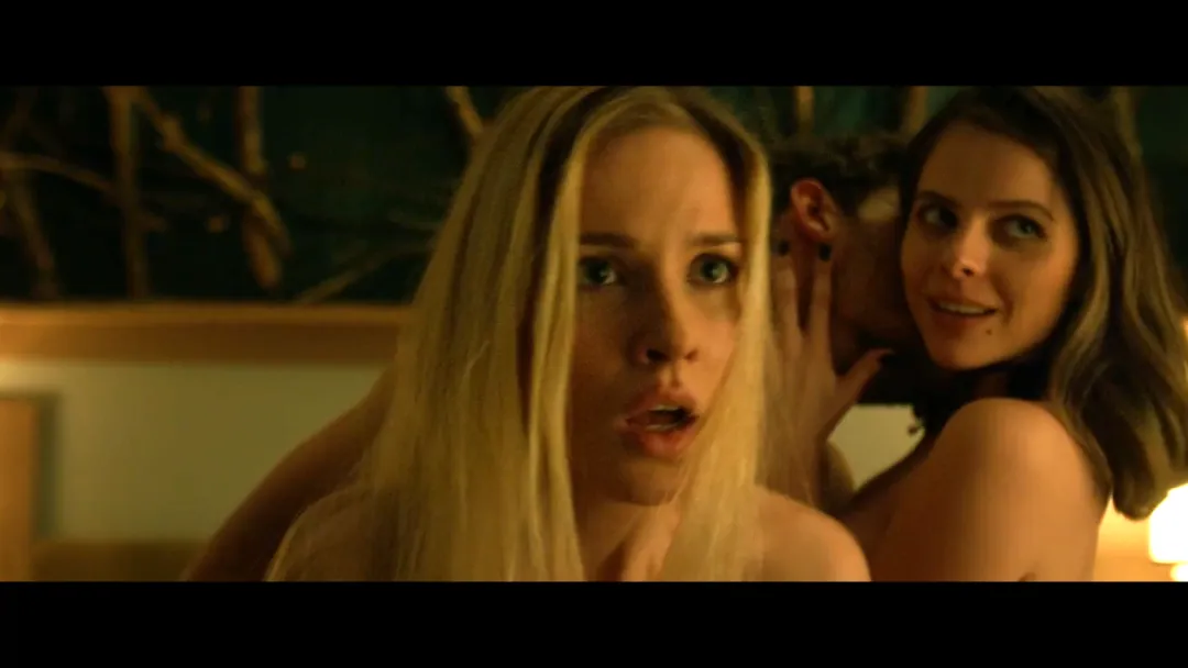 俄羅斯驚悚恐怖電影《黑暗的反射》慾望拉滿？這尺度懸疑片真過癮！