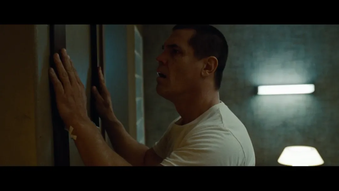 女神為藝術獻身的高分懸疑片《美版老男孩/復仇》，卻被噴慘了！