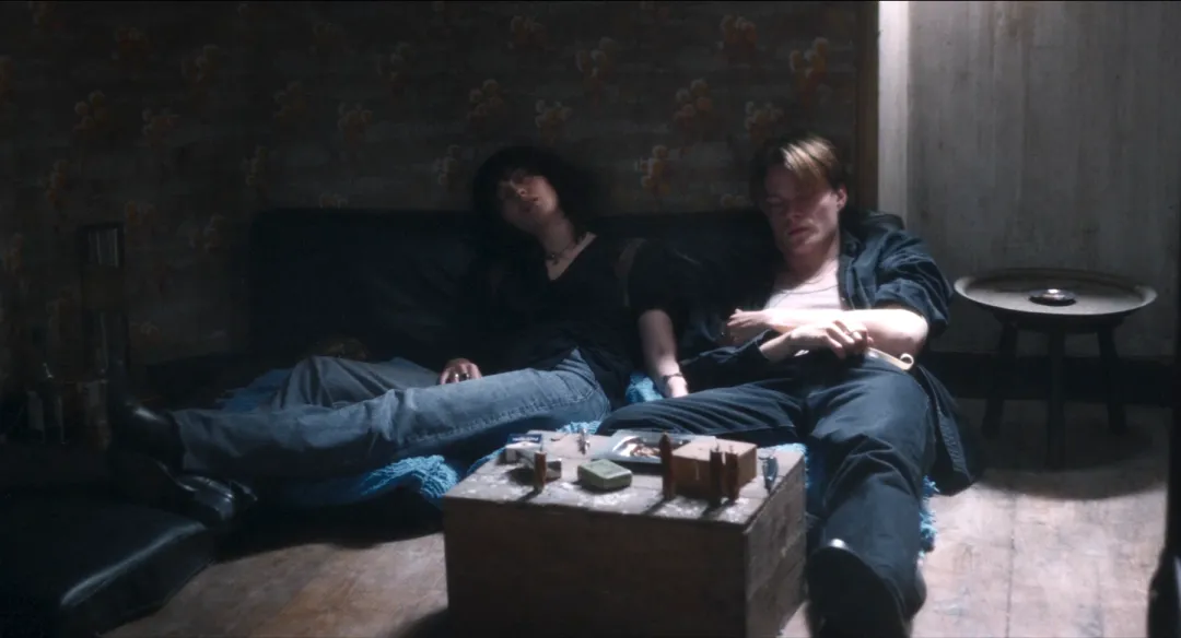 她用这禁忌新作《成为玛丽亚/诱见巴黎最后探戈》，还原影史最丑恶的一幕！