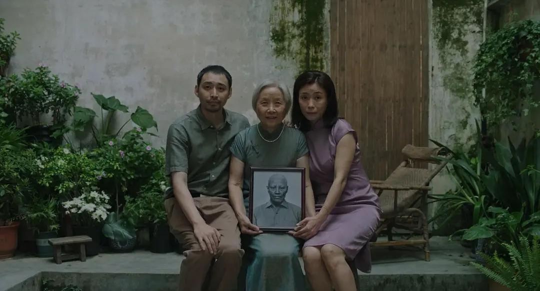 一部讓人看哭3次的電影《乘船而去》，看完半天緩不過來！